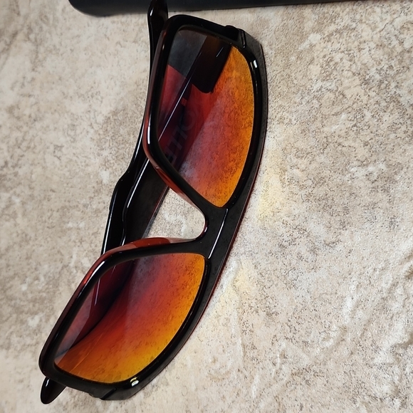 Carve Volley iridium gloss black flame sunglasses - Picture 5 of 11